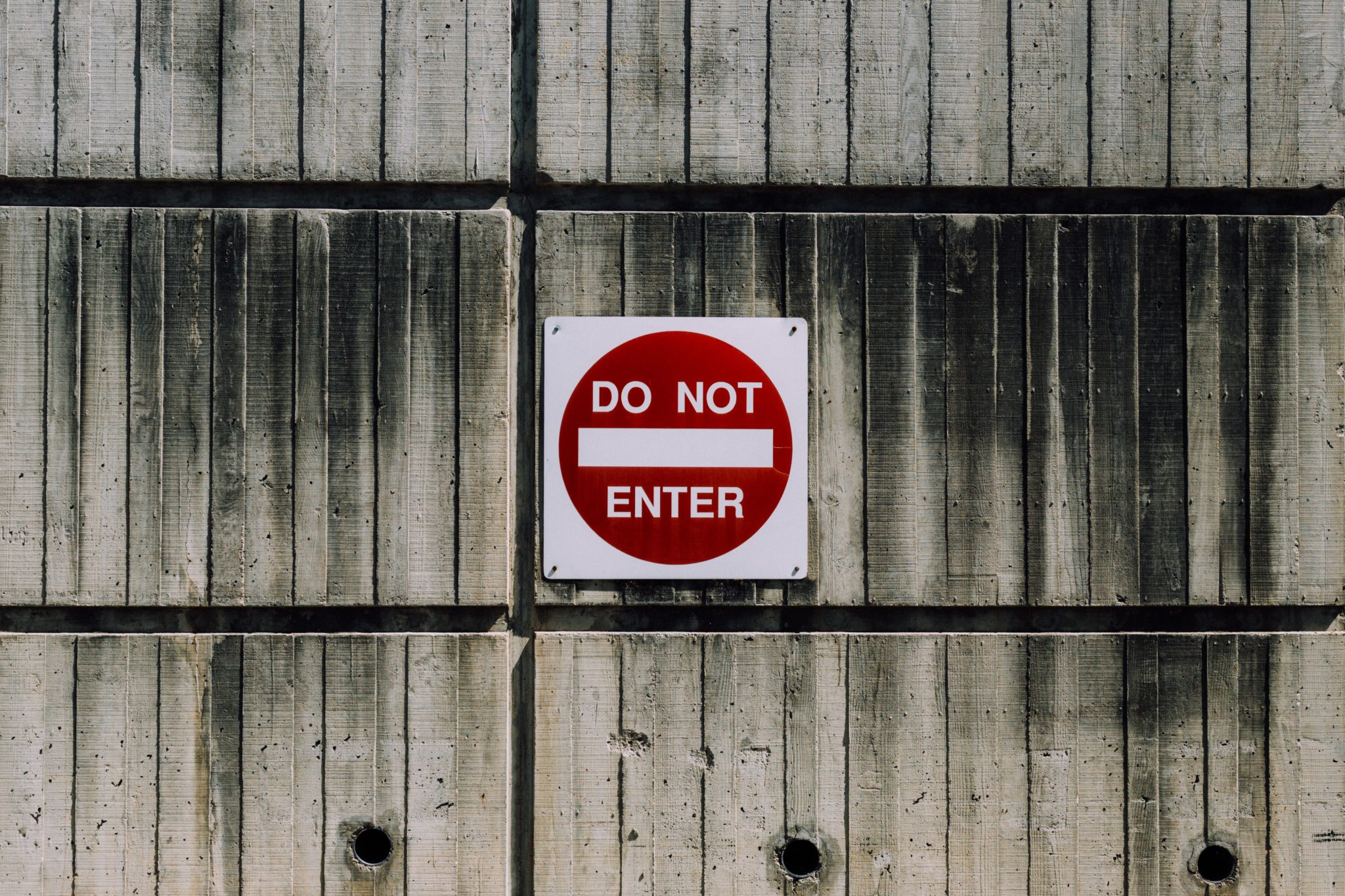 "DO NOT ENTER" Photo by Kyle Glenn on Unsplash